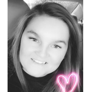 Meet your Posher, Brittney